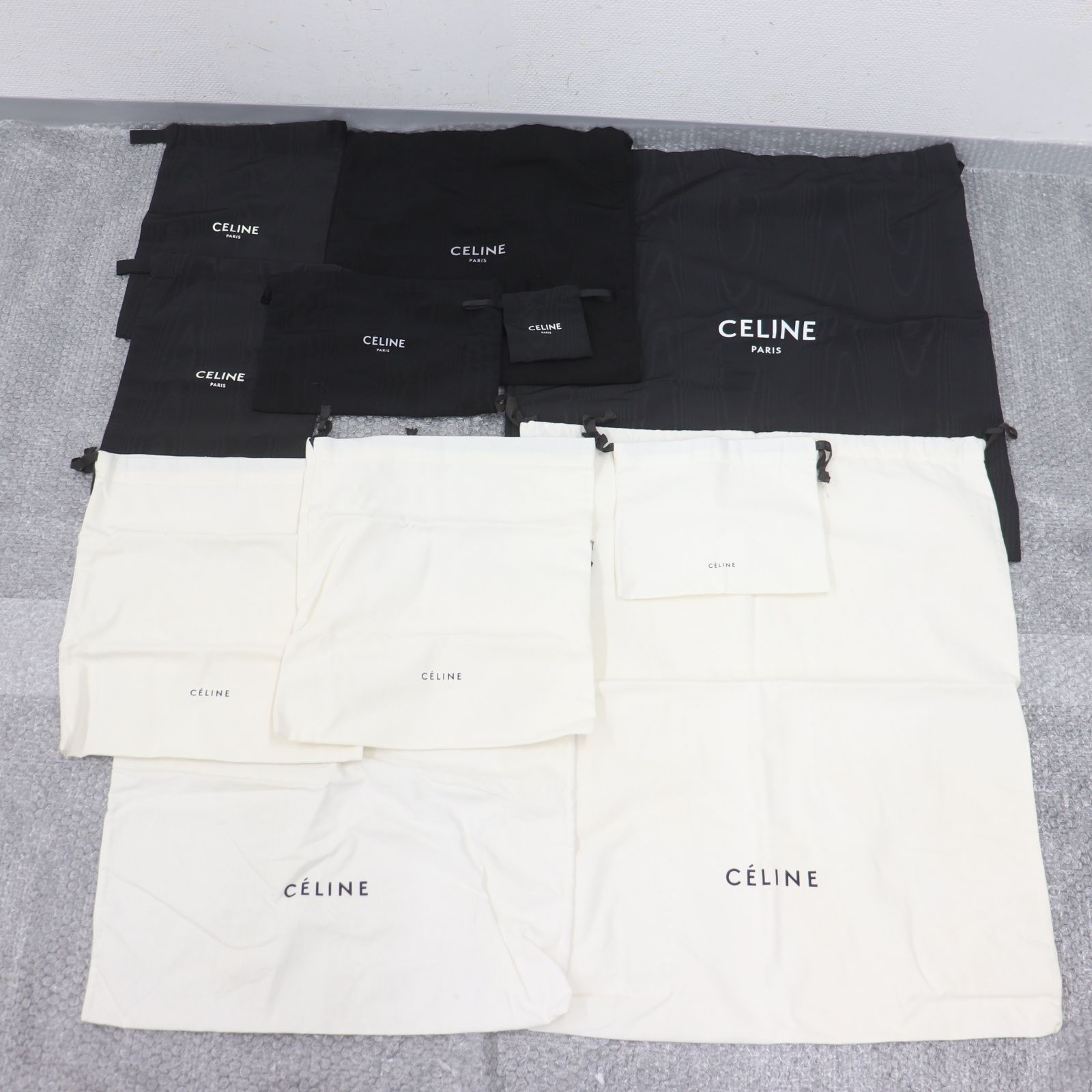 ITQYICRGJP6O CELINE セリーヌ BOX 空き箱 ショッパー 純正 紙袋 保存