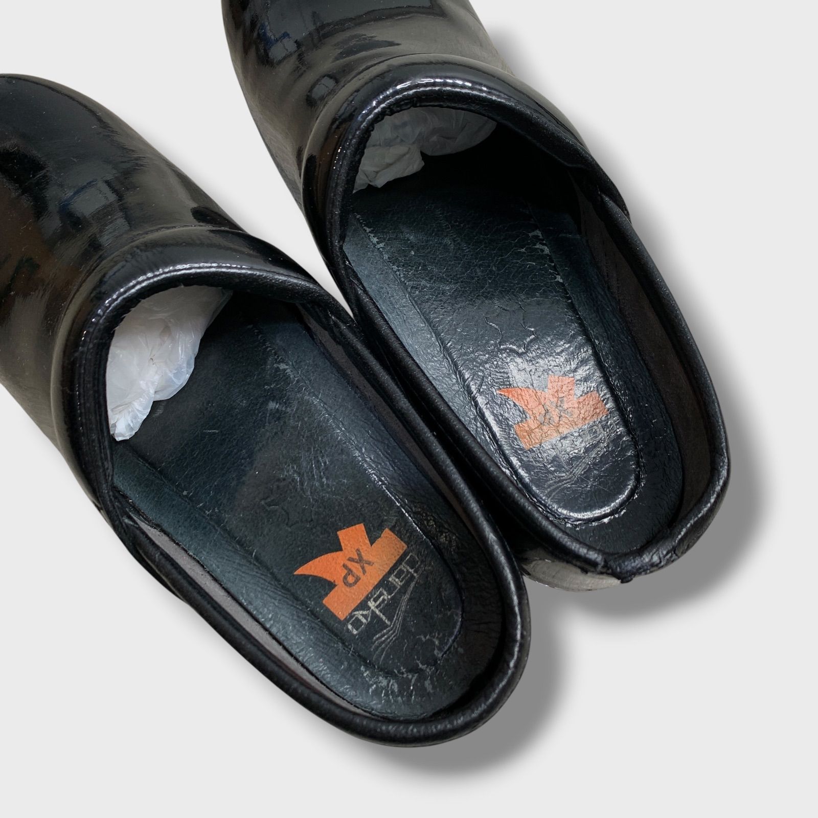 ☆dansko☆ダンスコXP☆パテントレザークロッグサンダル☆サボ☆黒
