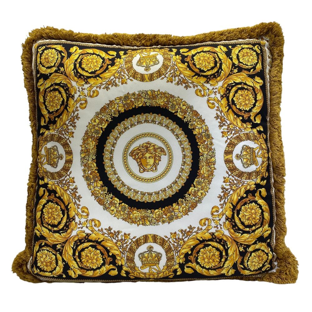 VERSACE ヴェルサーチ クレート ドゥ フルール クッション メドゥーサ フリンジ コットン ブラック ホワイト イエロー 上品 インテリア 高級感 人気 おしゃれ 14,200円