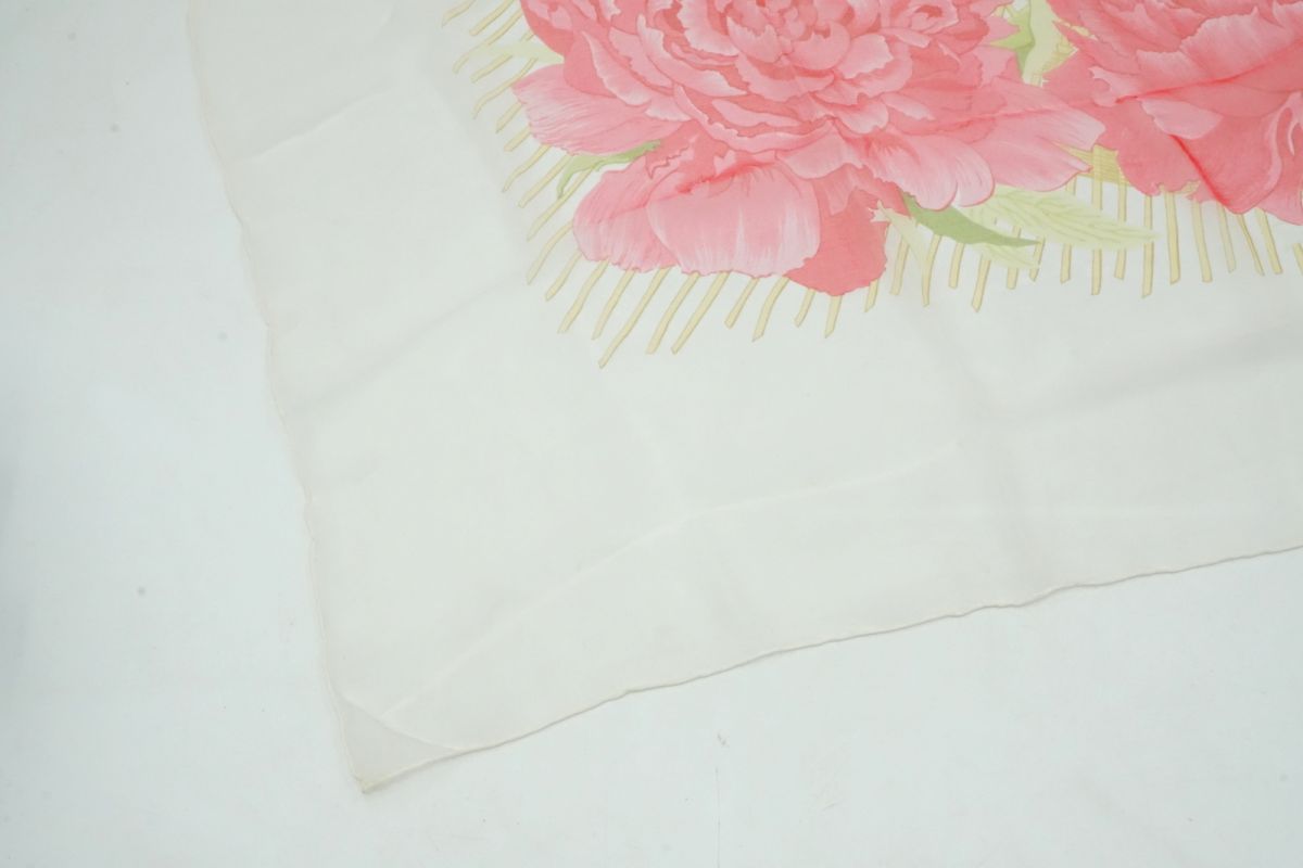 エルメス 大判 スカーフ 117cm Les Pivoines 芍薬 シルク100% 花柄