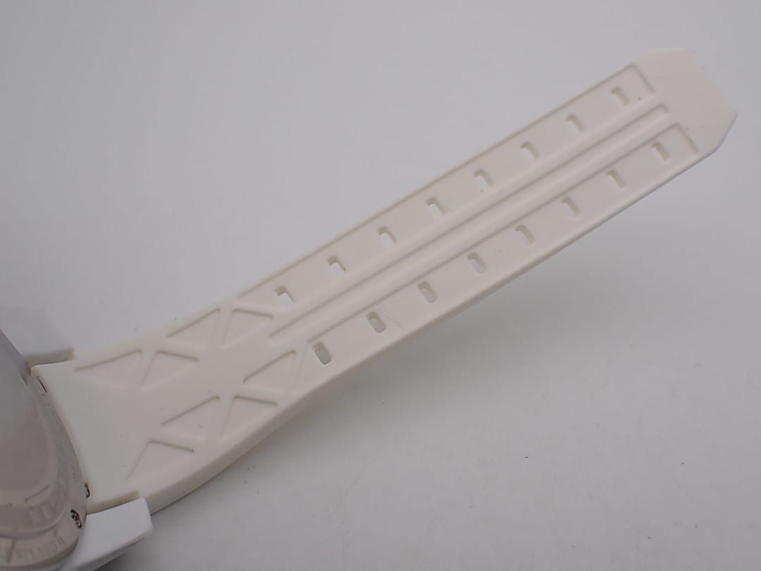 TENDENCE テンデンス ガリバー ラウンド メンズクォーツ O04T パープル