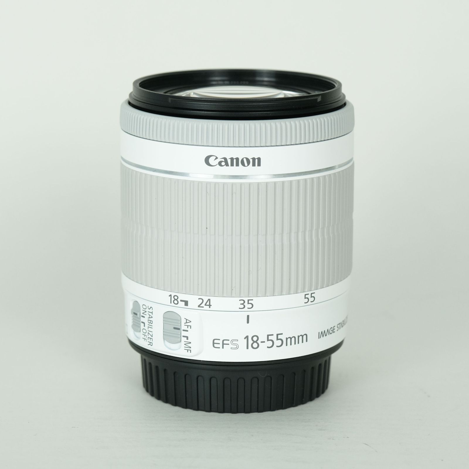 [美品] Canon EF-S18-55mm F3.5-5.6 IS STM ホワイト | キヤノンEF-Sマウント
