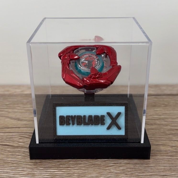 ベイブレードx クリアケース ディスプレイ 1個 BEYBLADE X - メルカリ