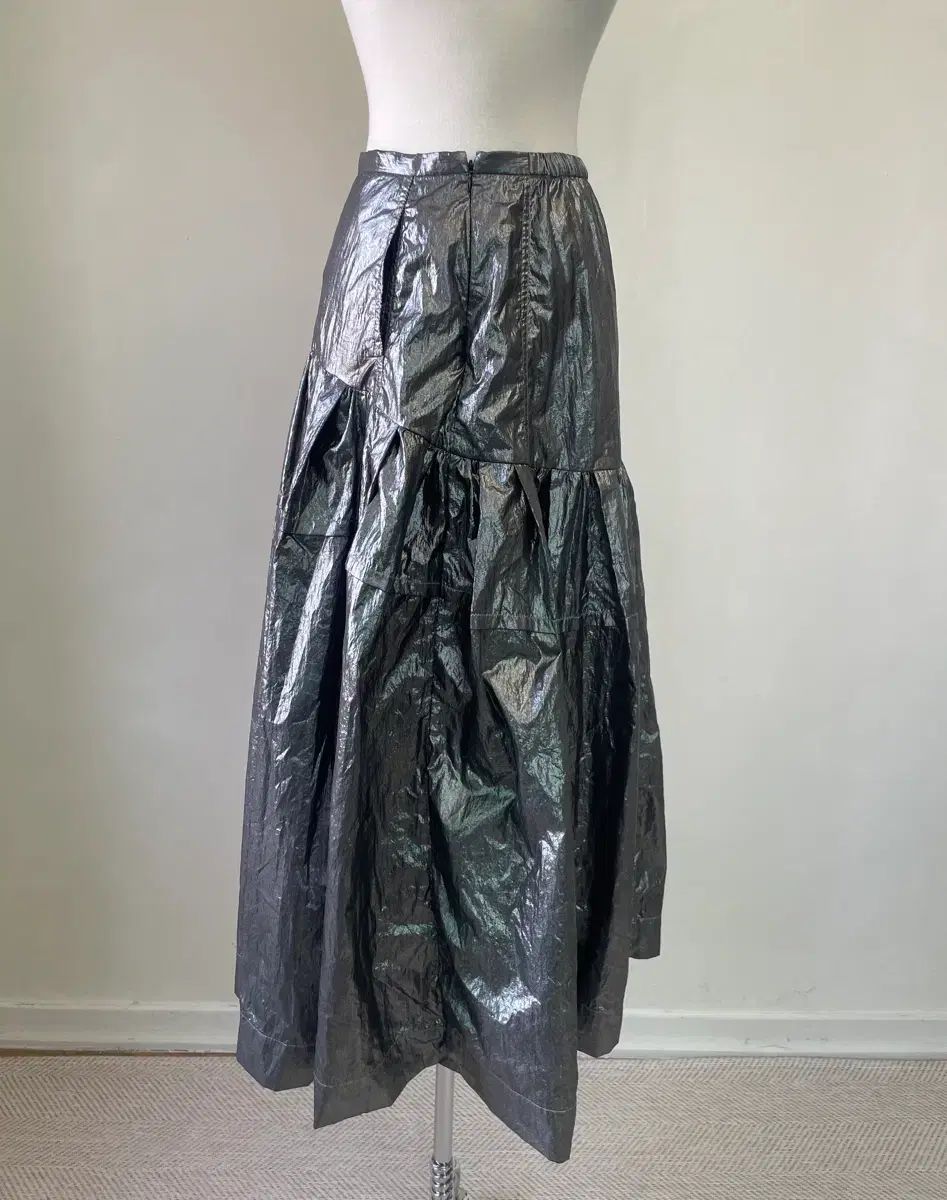 ヴィンテージ moussy メタリック クリンクル ティアード ロング丈スカート