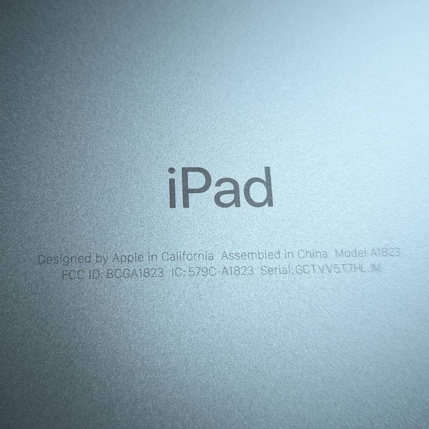 ジャンク】iPad 第5世代 128GB シルバー - メルカリ