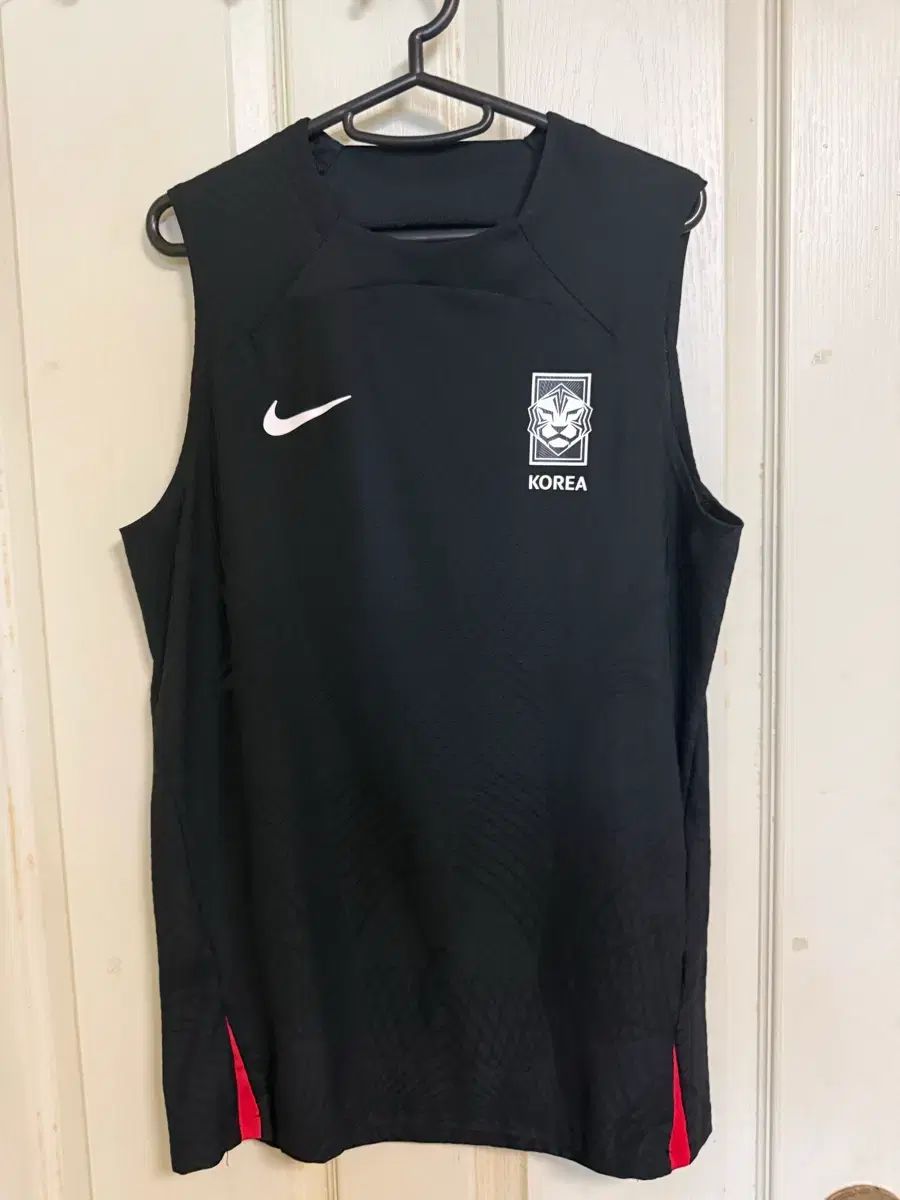 22-24 サッカー 韓国国家代表 トレーナー スリーブレス M サイズ