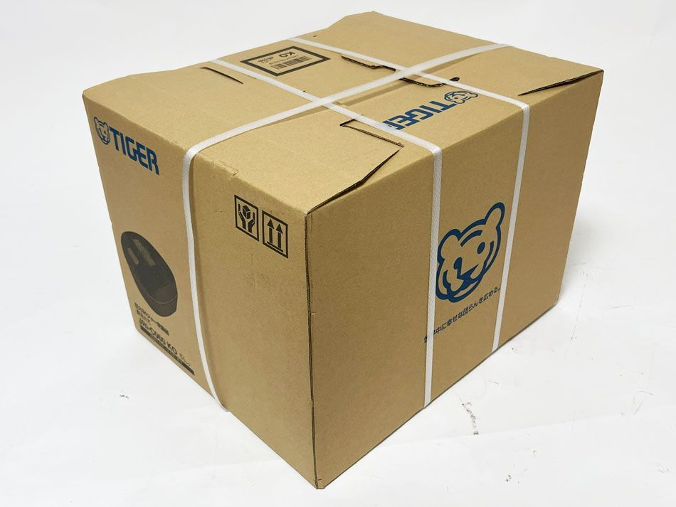 TIGER タイガー 圧力IH炊飯ジャー 炊きたて 炊飯器 0.63L 3.5合 JRI-C060 KO オフブラック 新品