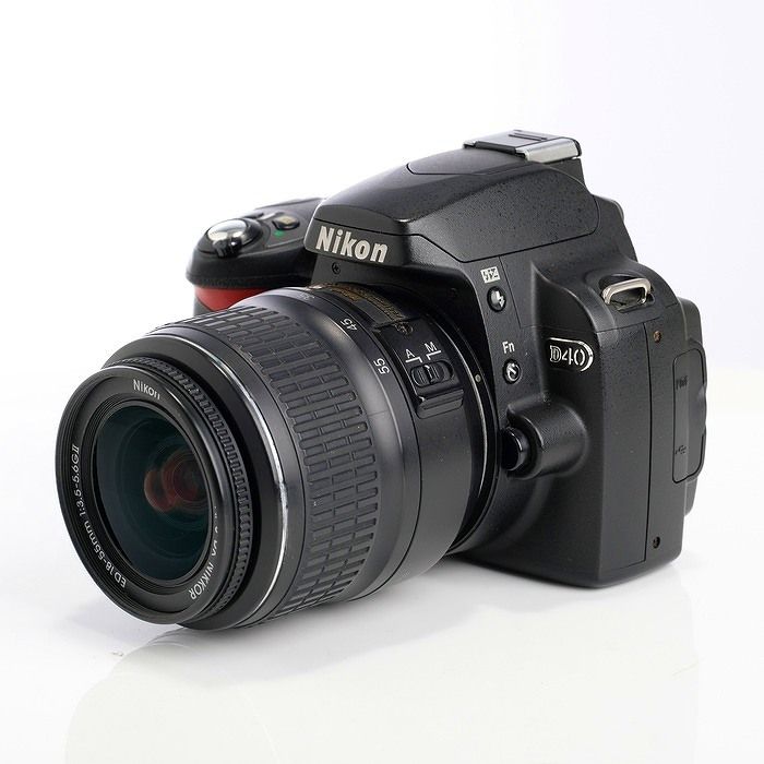 【中古】(ニコン) Nikon D40 レンズキット ブラック
