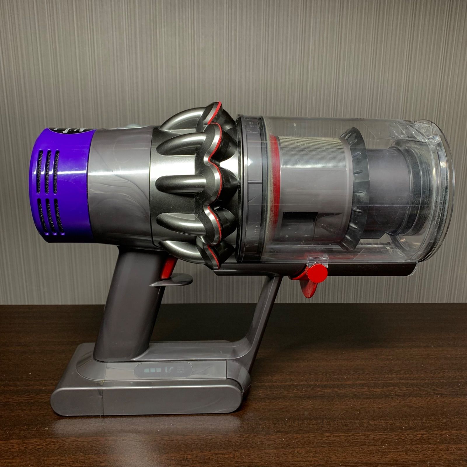 F281 Dyson サイクロン V10 Fluffy SV12 コードレスクリーナー 掃除機