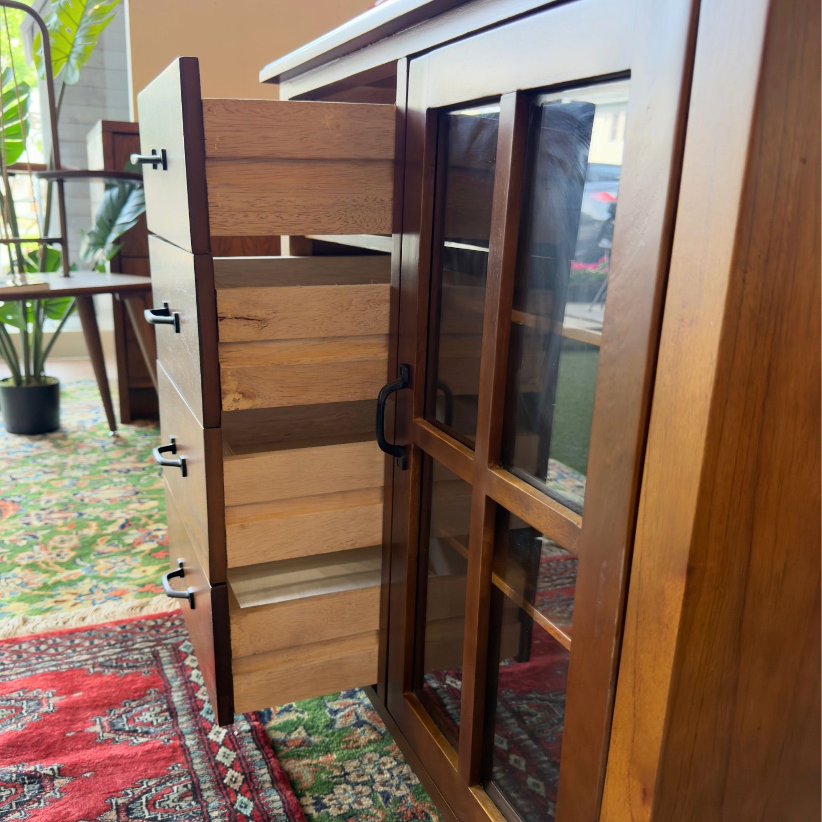 新品】Vintage Style Cabinet / キャビネット 4引出し ガラス扉 天然木