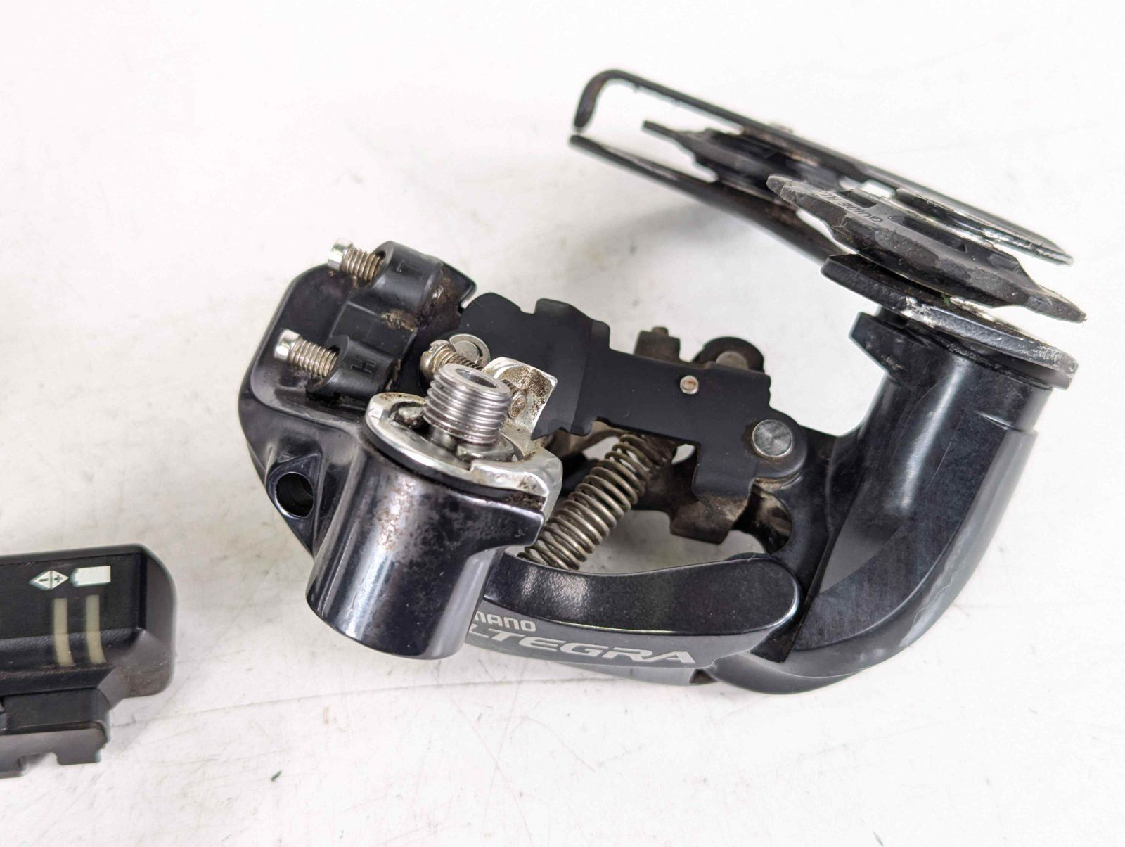 【並品】Shimano シマノ ULTEGRA 6870系 Di2 グループセット パーツセット GR260715A 【並品】Shimano シマノ ULTEGRA 6870系 Di2 グループセット パーツセット GR260715A