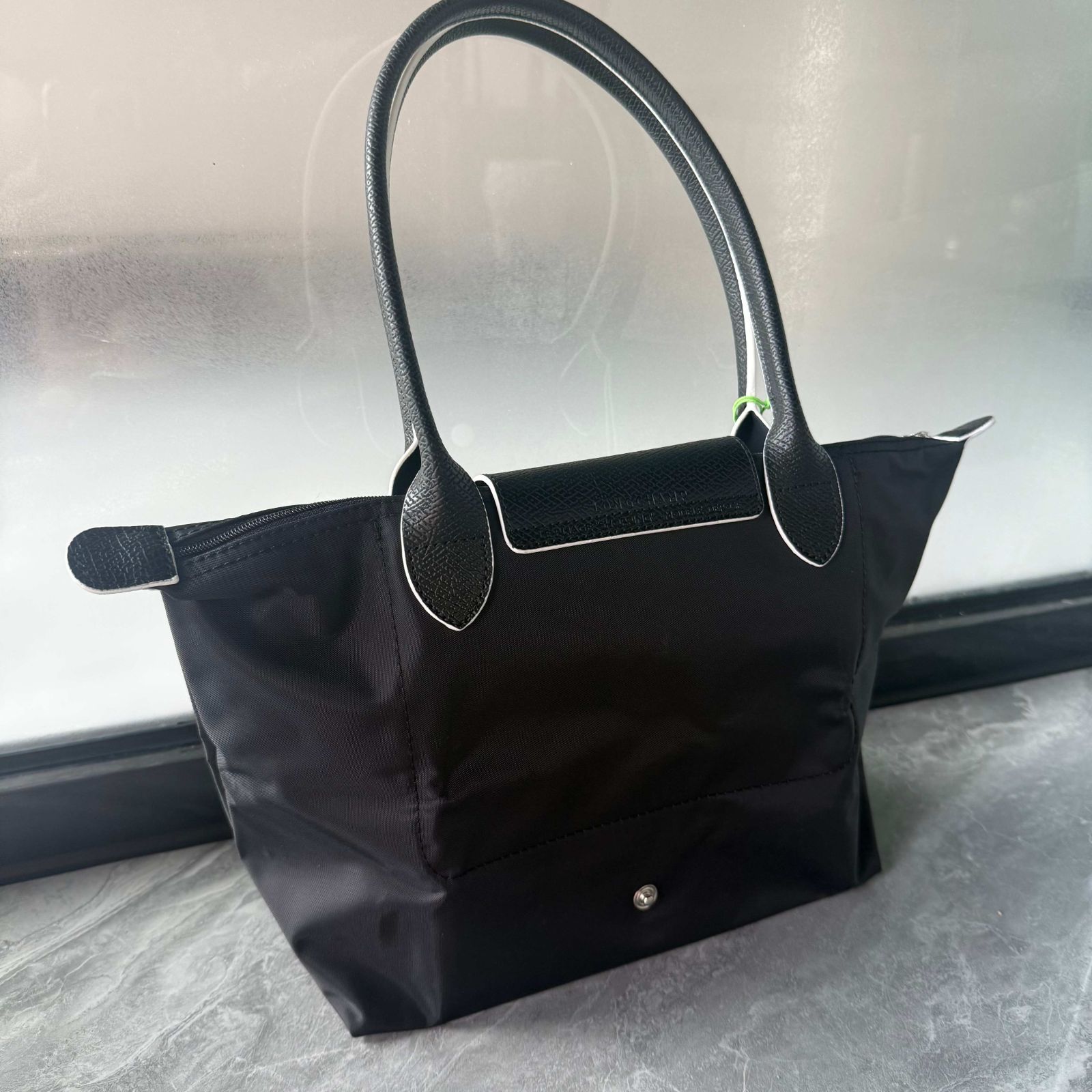 新品未使用】ロンシャン LONGCHAMP ルプリアージュ長ハンドル ブラック 