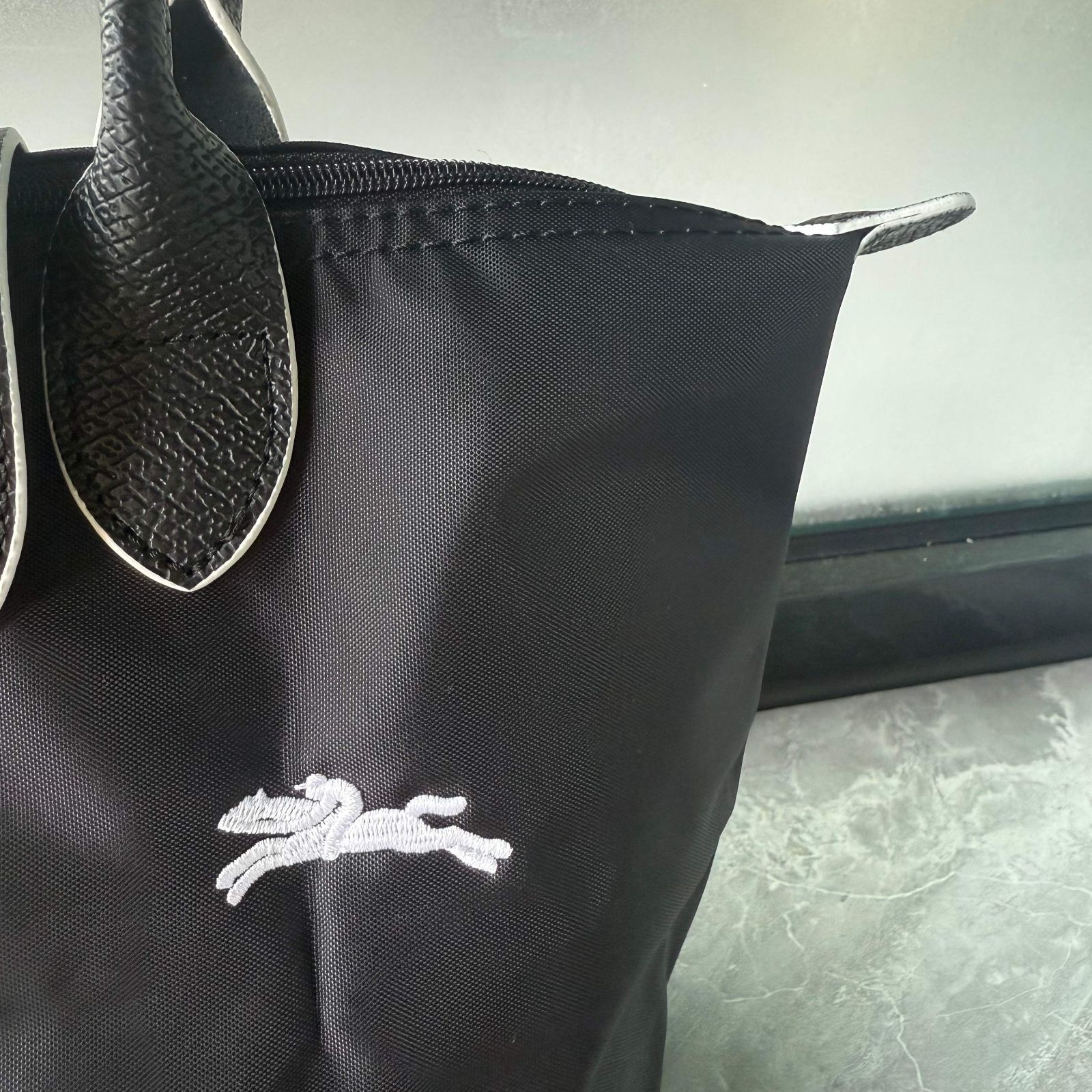 新品未使用】ロンシャン LONGCHAMP ルプリアージュ長ハンドル ブラック 