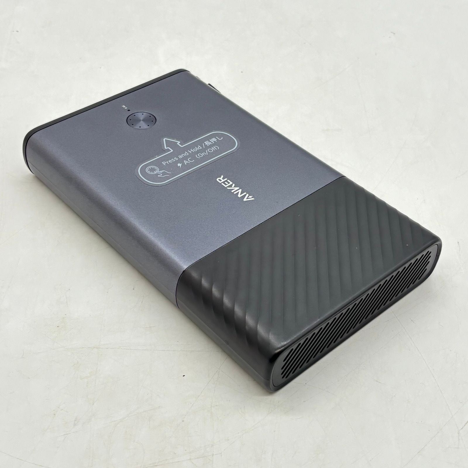 Anker PowerHouse 90 ポータブル電源 AC100W 88Wh - メルカリ