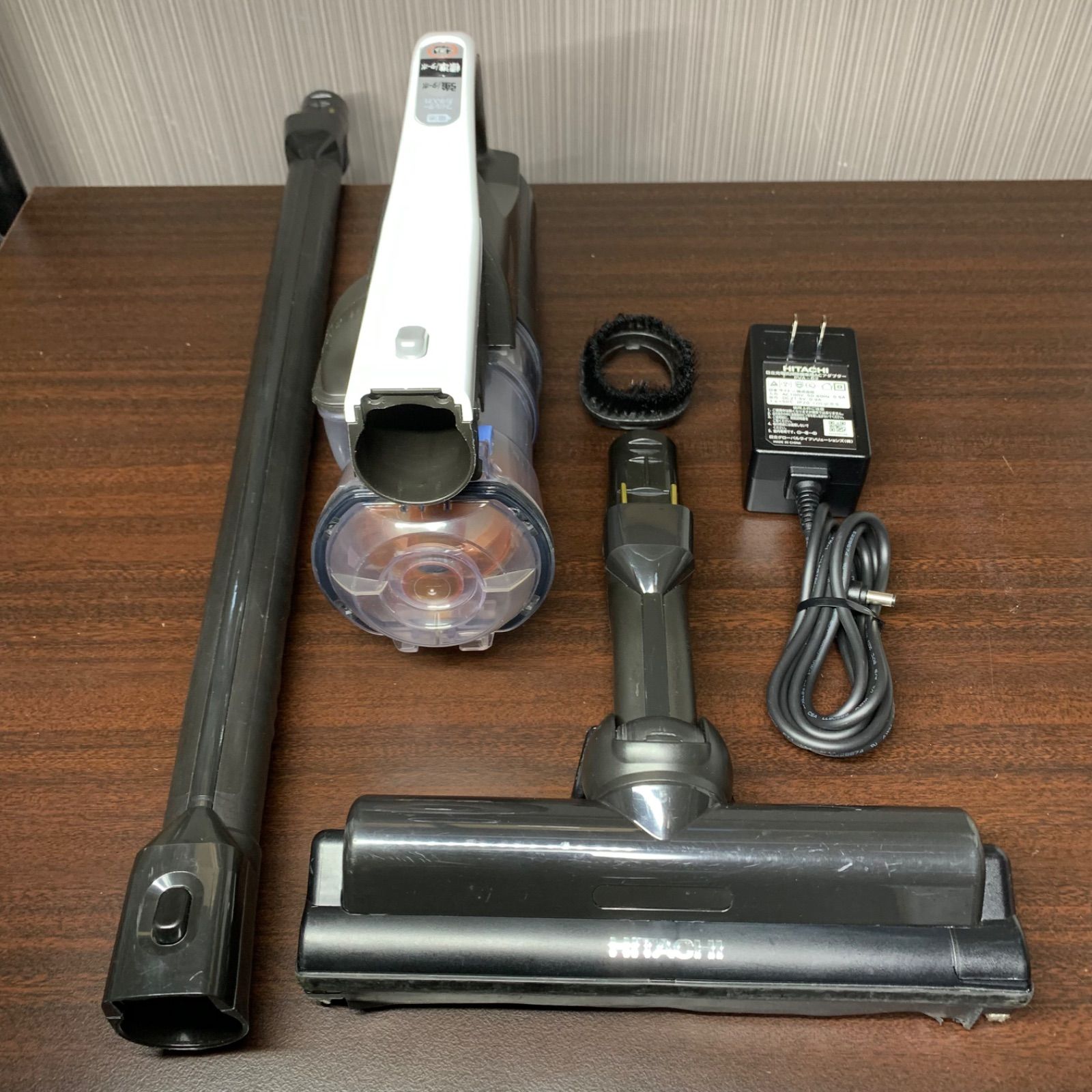 F284 HITACHI 充電式掃除機 PV-BL1H 2021年製 美品 日立 コードレス 