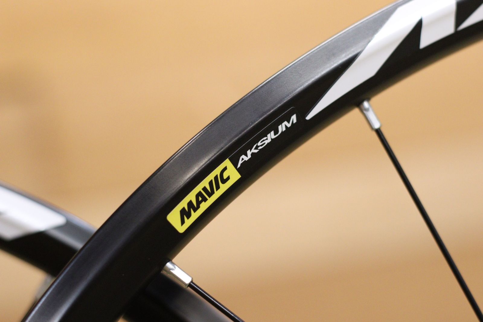 マヴィック MAVIC アクシウム AKSIUM DISC アルミ クリンチャー