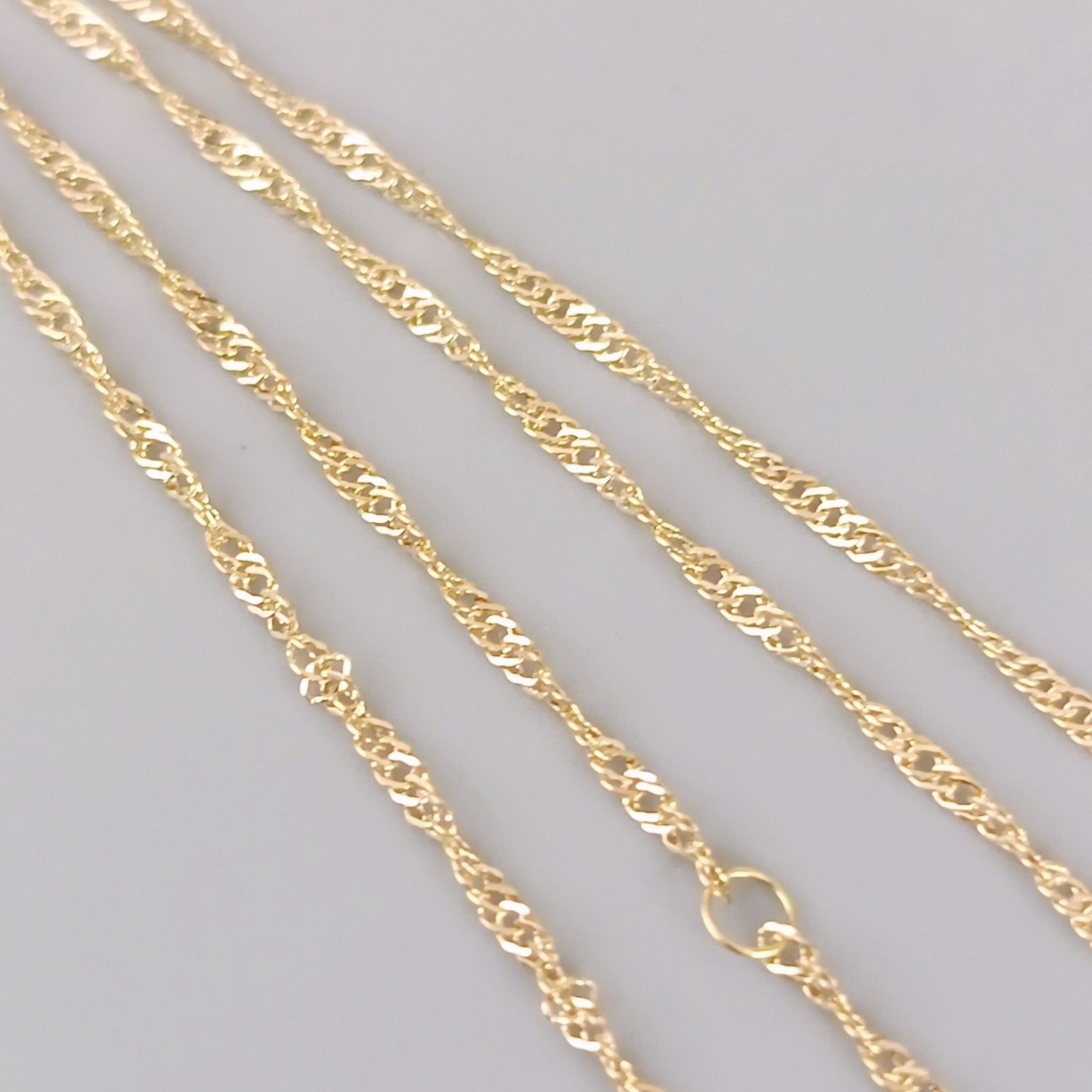 K18 18金切子ネックレス　ジュエリーマキ刻印入り 18金 K18 男女兼用 ジュエリーマキ スクリューネックレス 1.21g 40.5