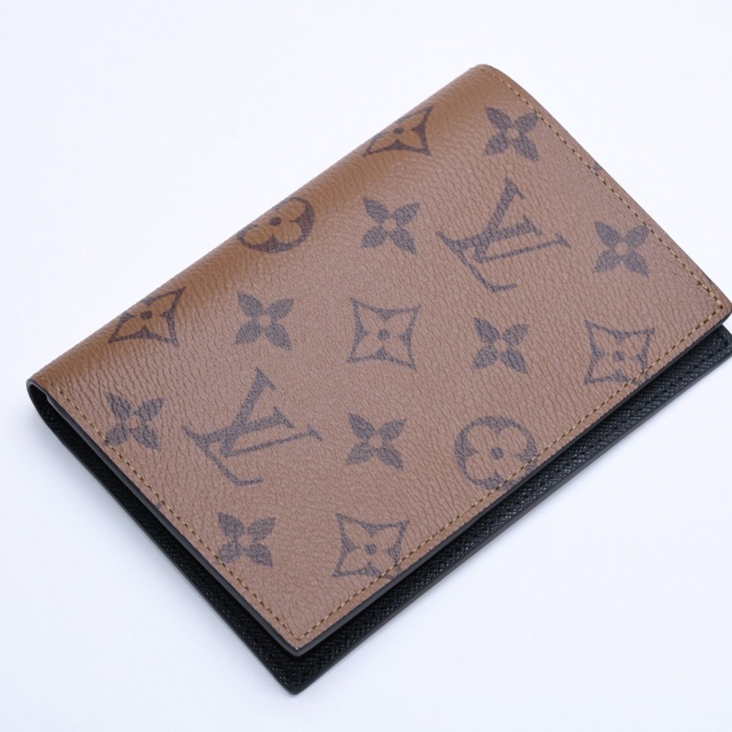 新品同様品 LOUIS VUITTON ルイヴィトン パスポートケース パスポート