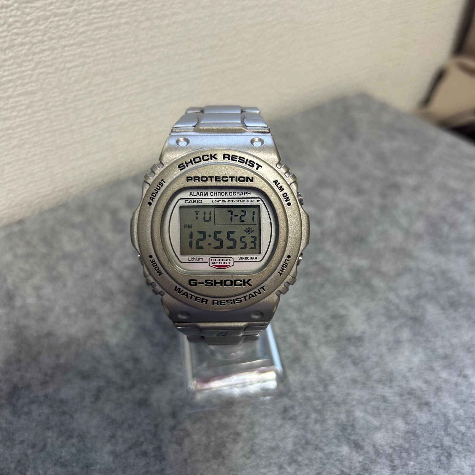 G-SHOCK DW-5700D STING MODEL METAL BAND SILVER CASIO REPRINT ROUND DIGITAL WATCH G-SHOCK