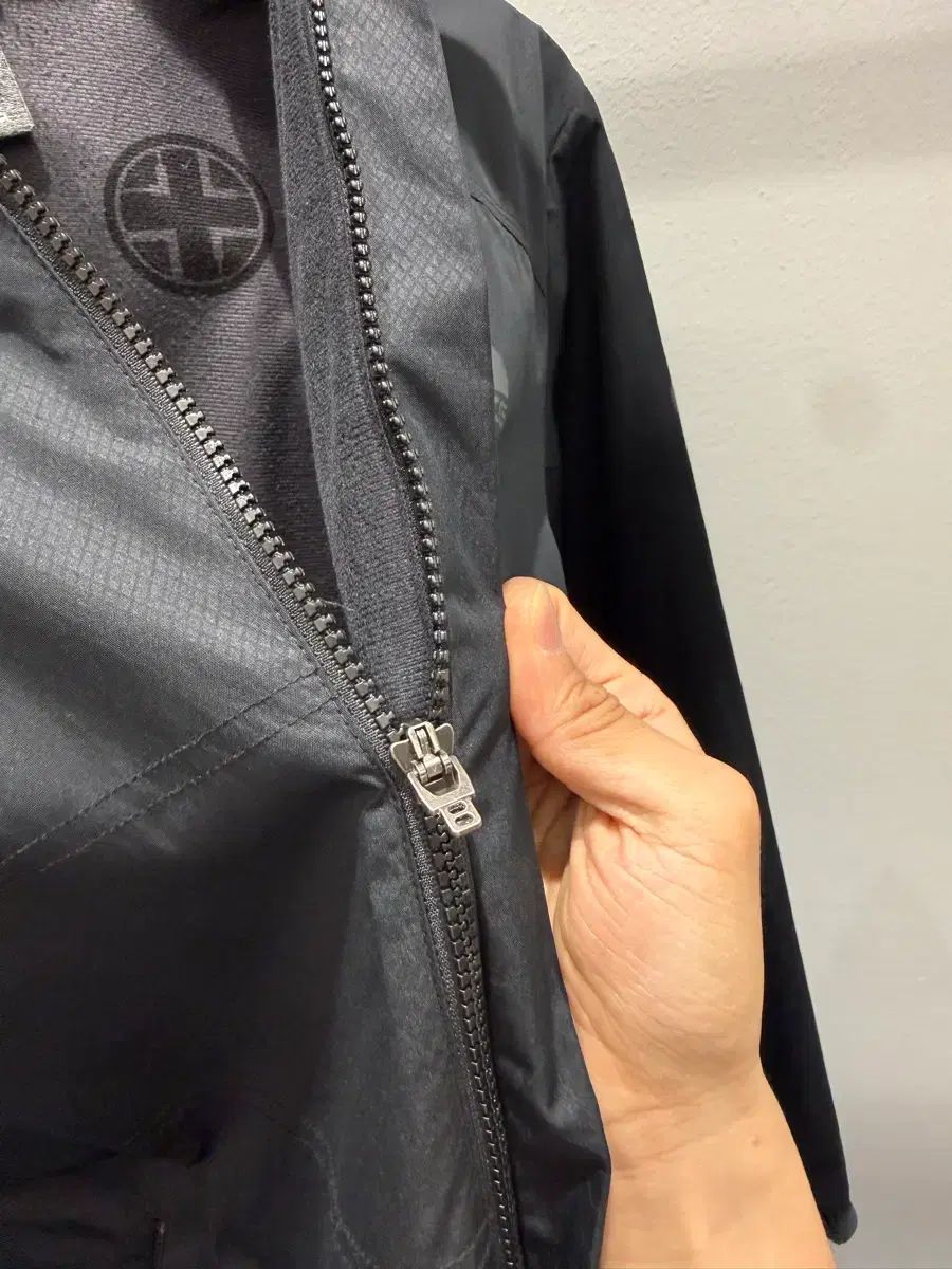 ナイキ acg ウィンドブレーカー 【公式通販】