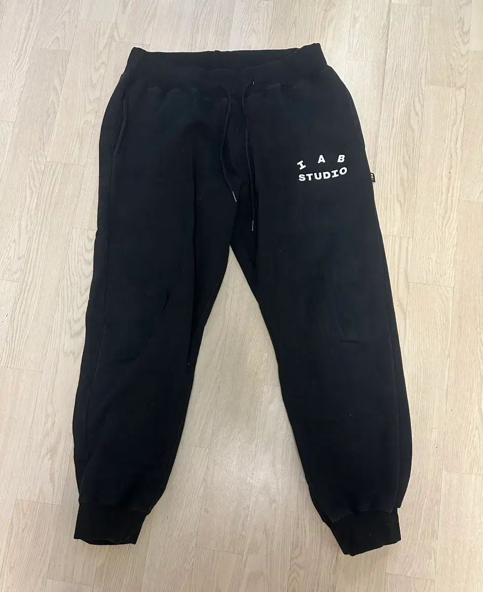 IAB studio ジョガー パンツ アイエプスタジオ
