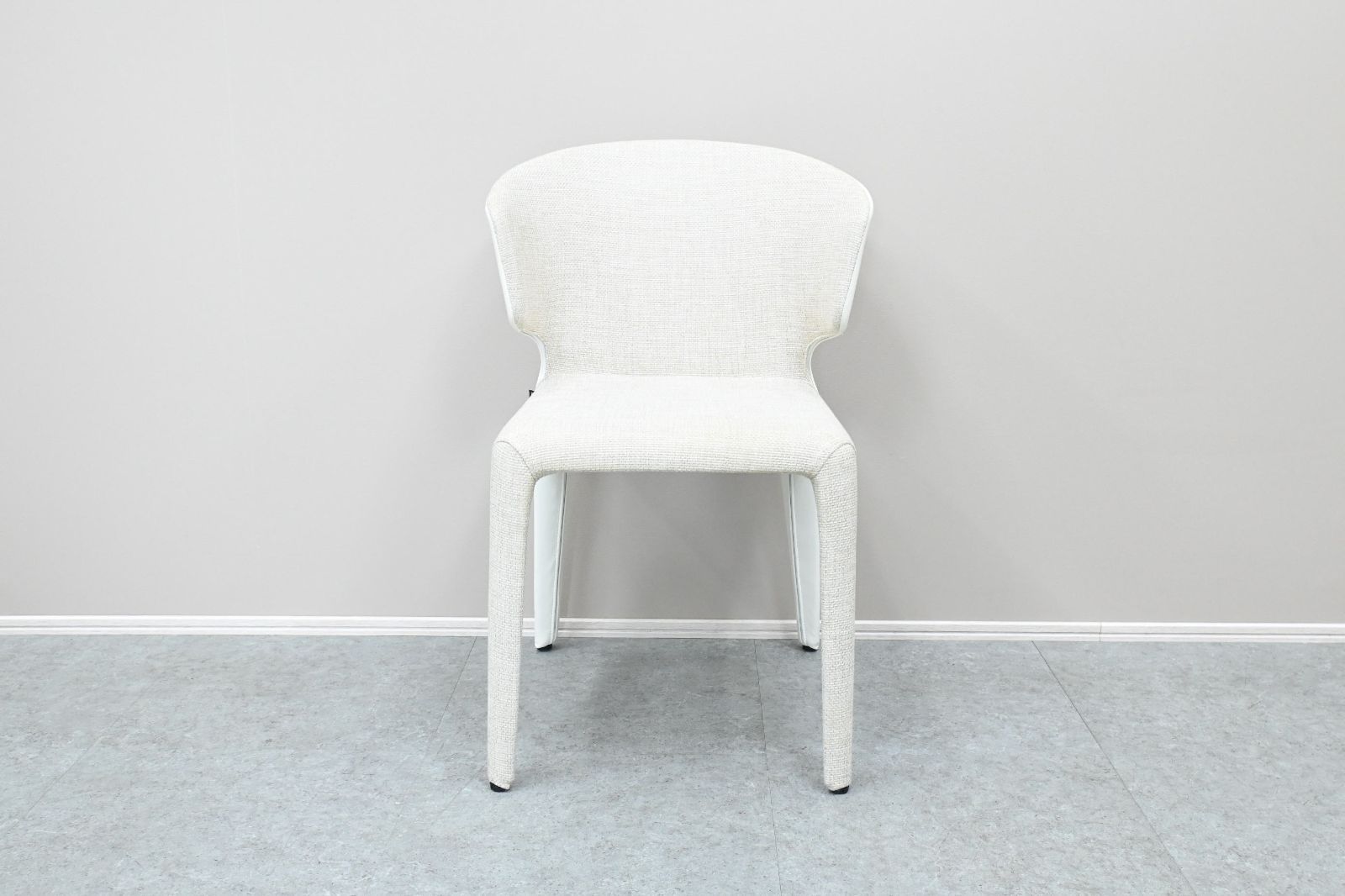☆展示極美品☆Cassina カッシーナ ダイニングチェア 367 HOLA オラ