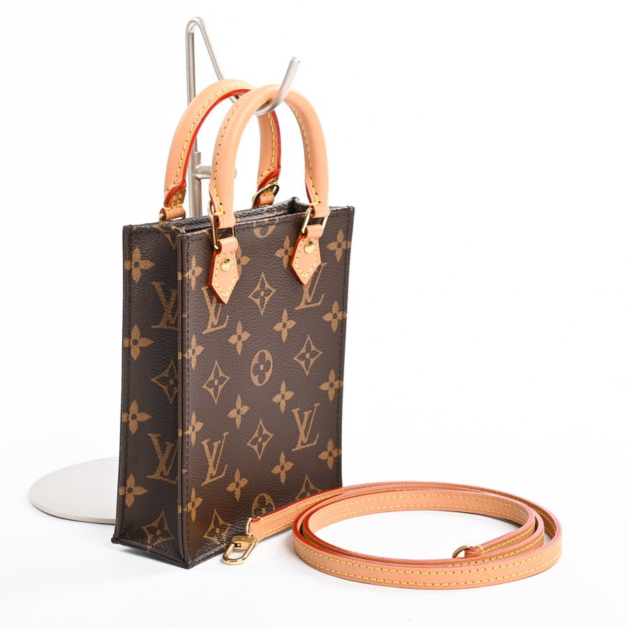 LOUIS VUITTON ルイヴィトン ショルダーバッグ プティットサックプラ