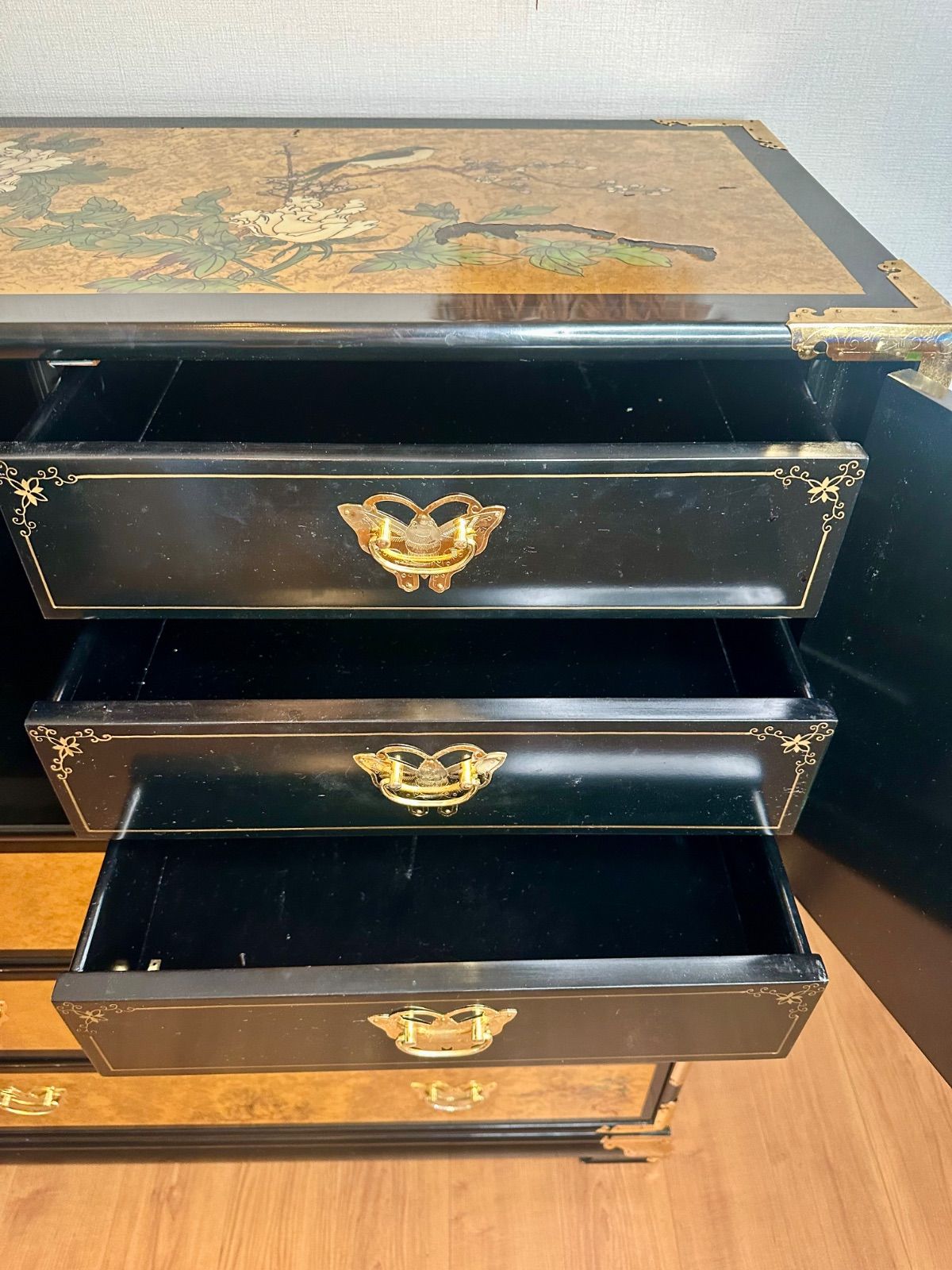 加賀友禅 箪笥 金箔装飾 着物収納 - メルカリ