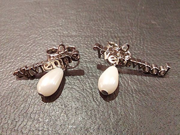 【未使用・新品】Vivienne Westwood（ヴィヴィアンウエストウッド）インポート AMELIA EARRINGS ピアス ロゴ NANA ヴィヴィアン