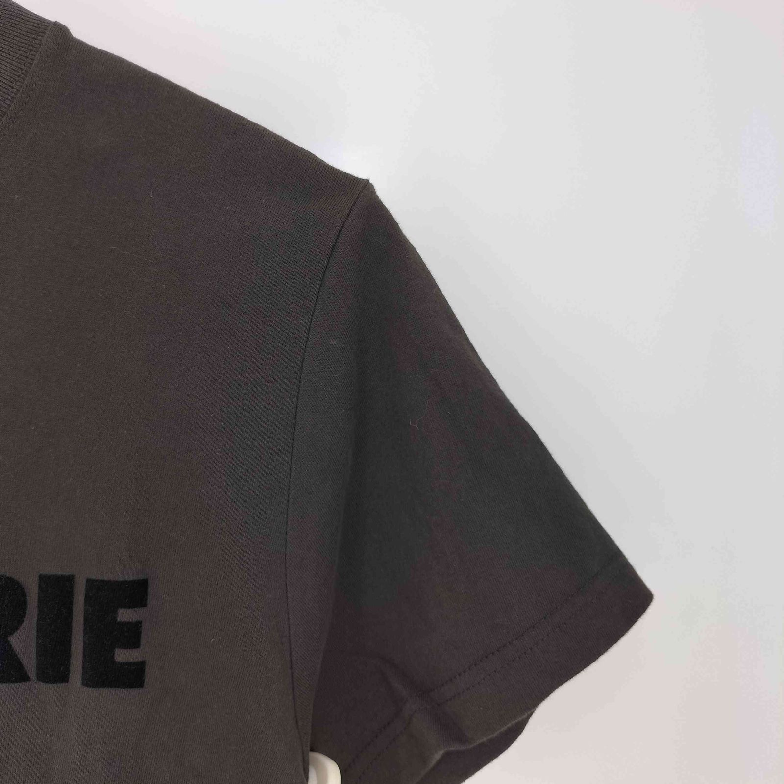 ドゥドゥ DouDou 24ss JE T'EN PRIEフロッキーロゴTEE レディース FREE