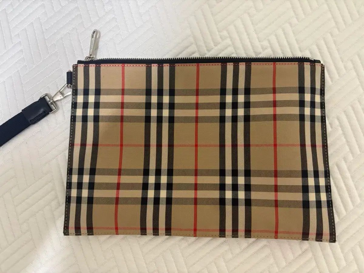 Burberry(バーバリー) クラッチバッグ