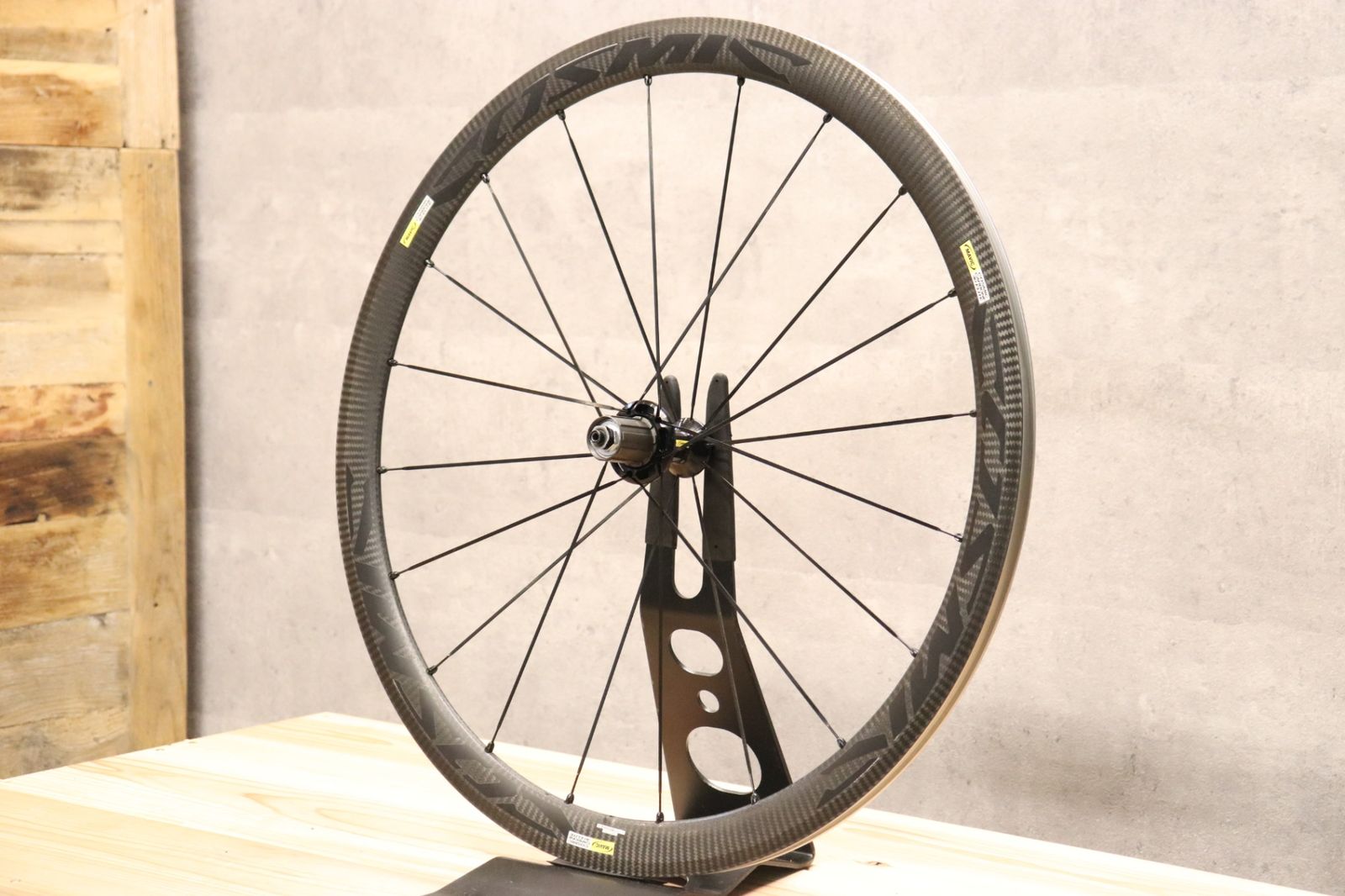 専用出品MAVIC   cosmicカーボンホイールリアのみ マヴィック MAVIC コスミック カーボン COSMIC CARBON 40 ELITE アルミ