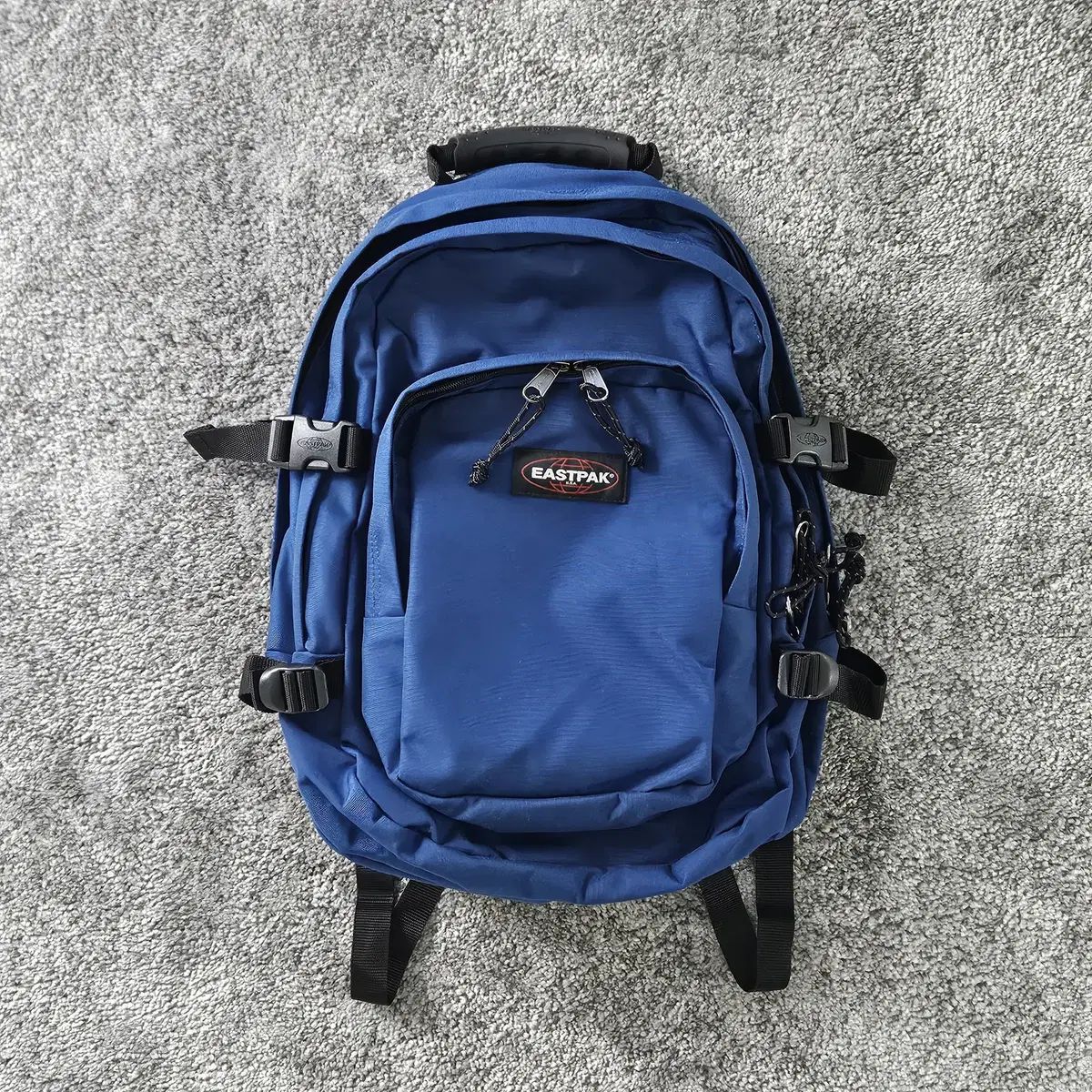 EASTPAK バックパック