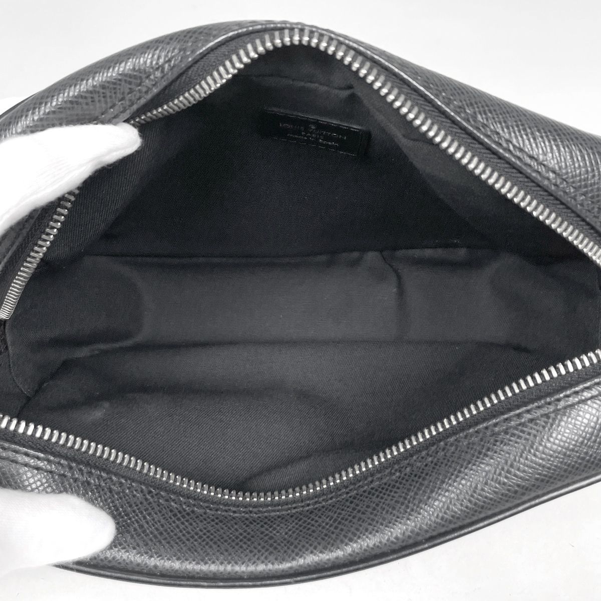 ルイ・ヴィトン Louis Vuitton カルガ セカンドバッグ タイガ