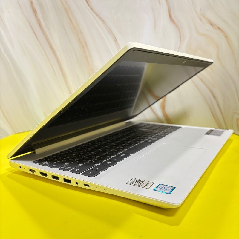 8世代i7快速ノートPC【SALE‼】美品✨新品SSD爆速✨ windows11