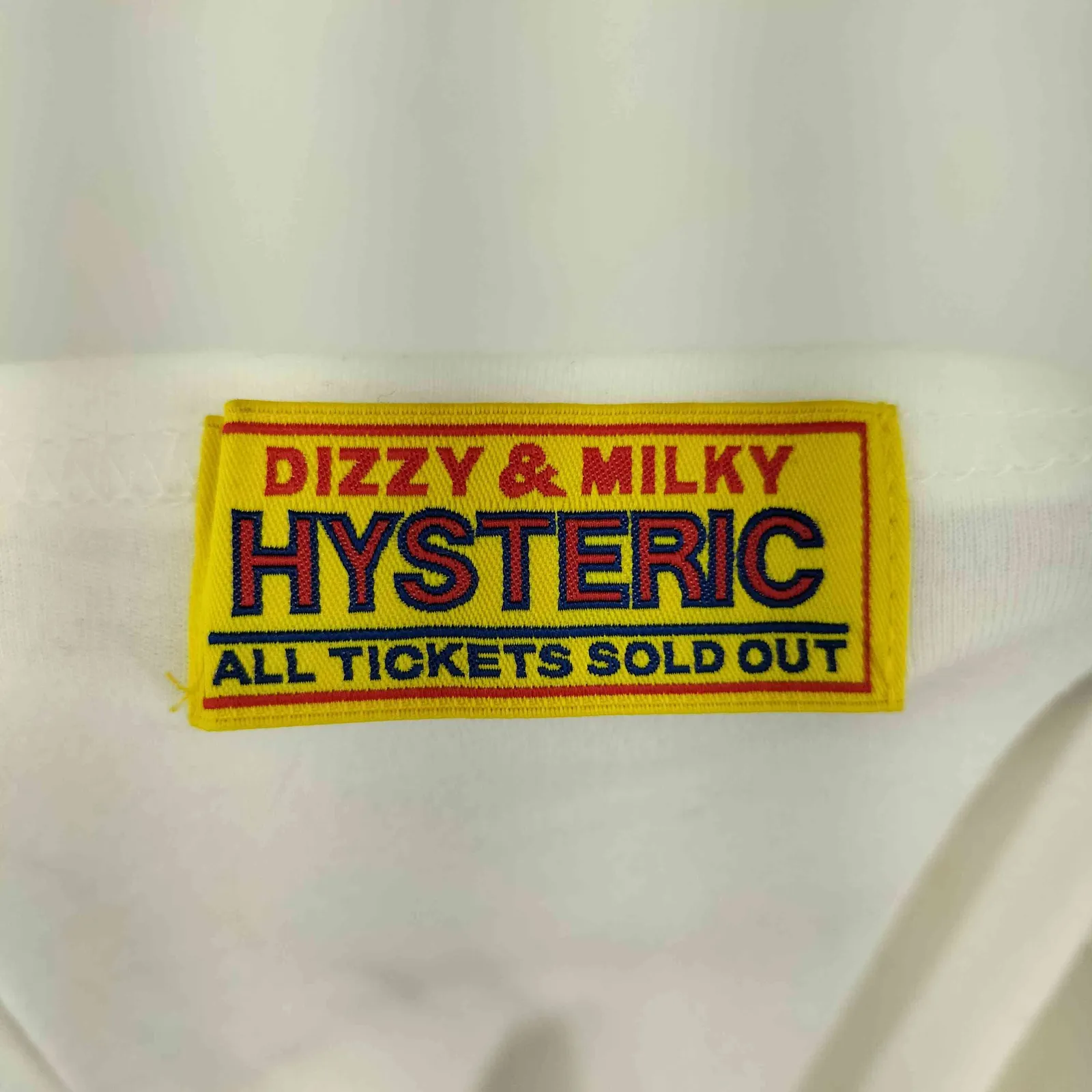 ヒステリックグラマー HYSTERIC GLAMOUR BUTTERFLY チビTシャツ