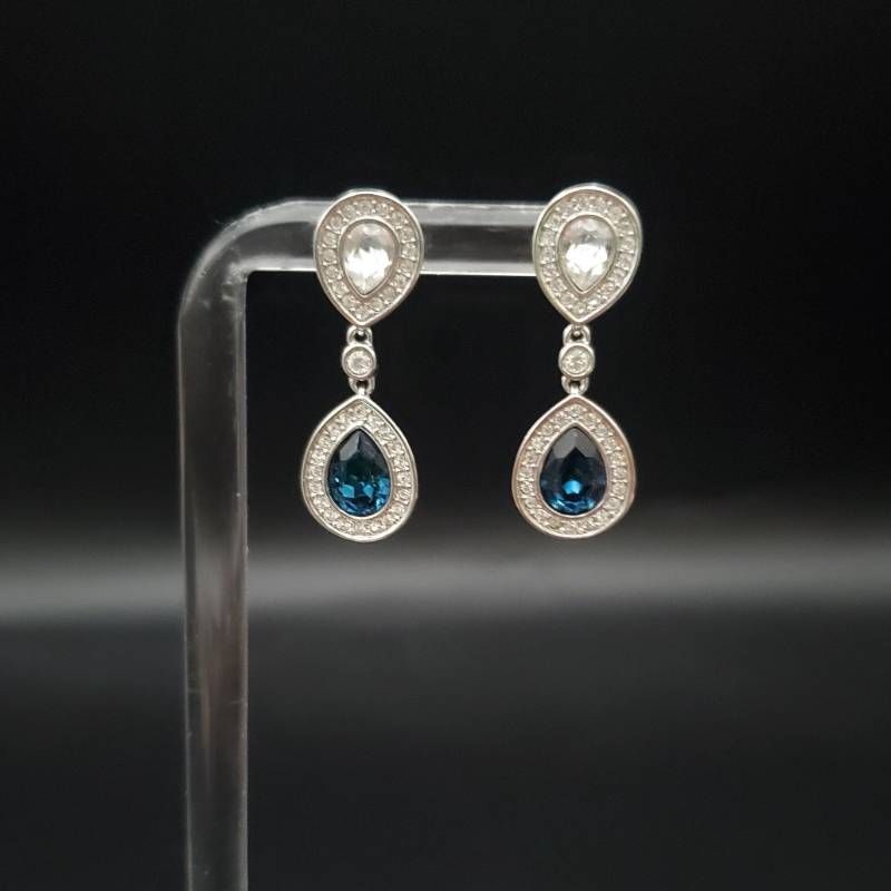 SWAROVSKI スワロフスキー Sensation ピアス ドロップ ティアドロップ