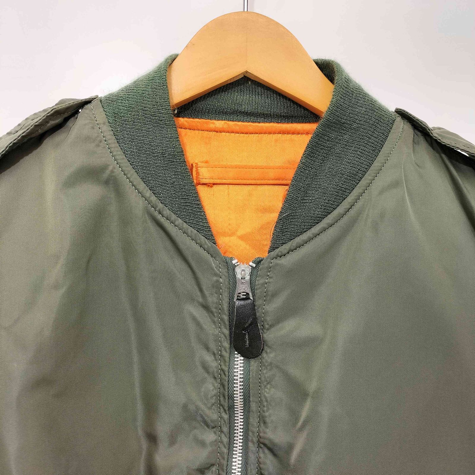 アルファインダストリーズ ALPHA INDUSTRIES USA製 L-2B フライト