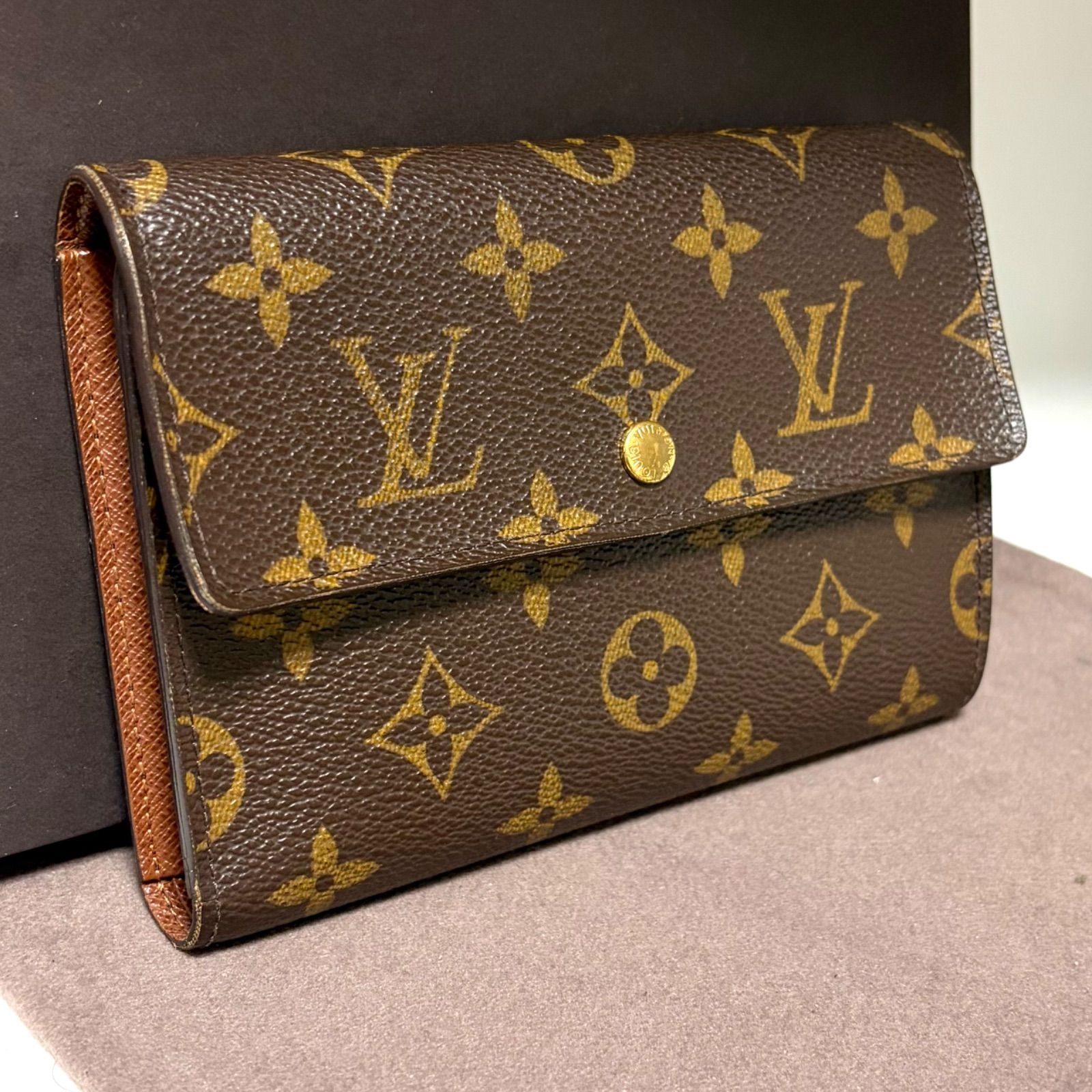 g52 ポルト トレゾール エテュイ パピエ モノグラム 3つ 三つ 折り