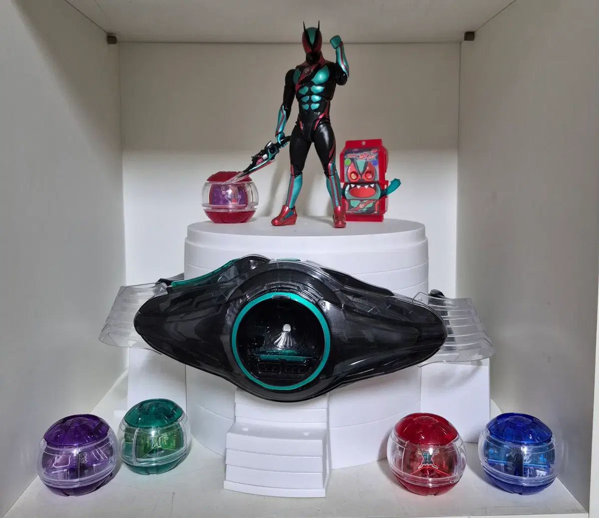 仮面ライダー 제츠 ドライバー + SHF 仮面ライダー 제츠