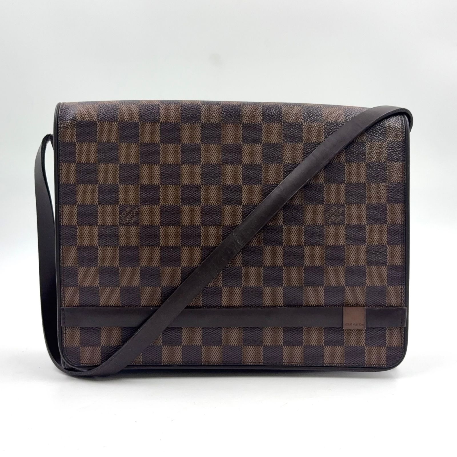 新着】LOUIS VUITTON トライベッカ カレ ダミエエベヌ ダミエエベヌ