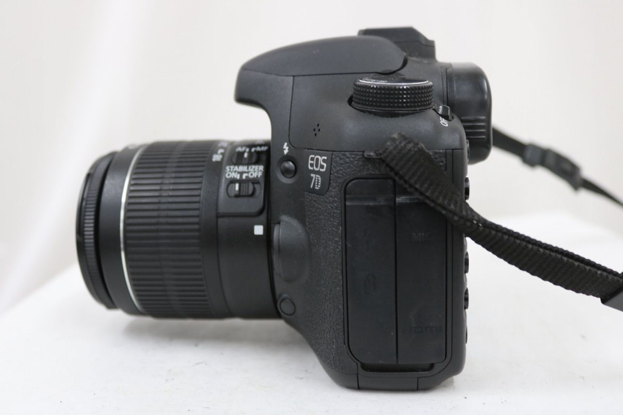 【返品保証】 【シャッター5799回】キャノン Canon EOS 7D EF-S 18-55mm F3.5-5.6 IS II デジタル一眼 e15477