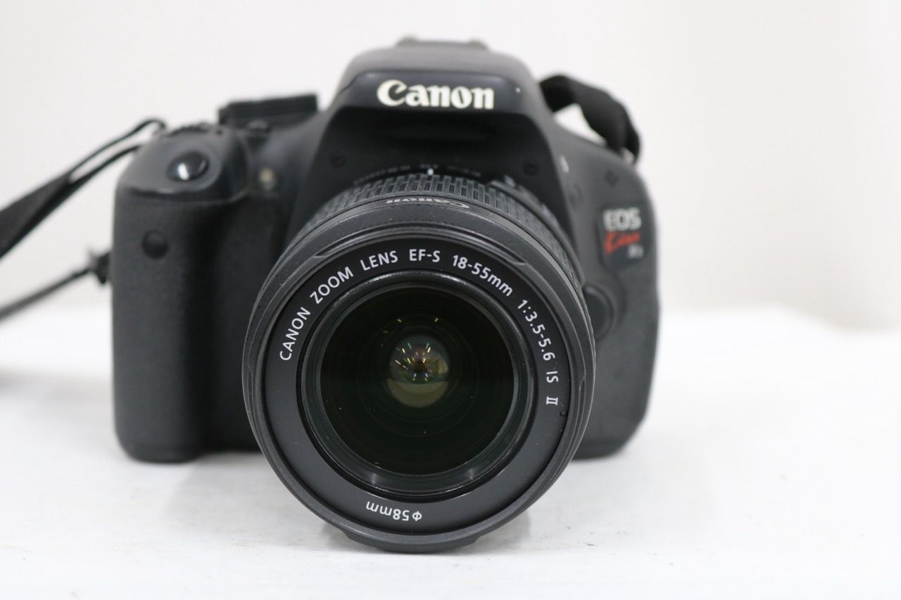 Canon EOS Kiss X5　ジャンク品 シャッターが降りません。 返品保証】 【シャッター回数8212回】キャノン Canon EOS Kiss X5 EF-S