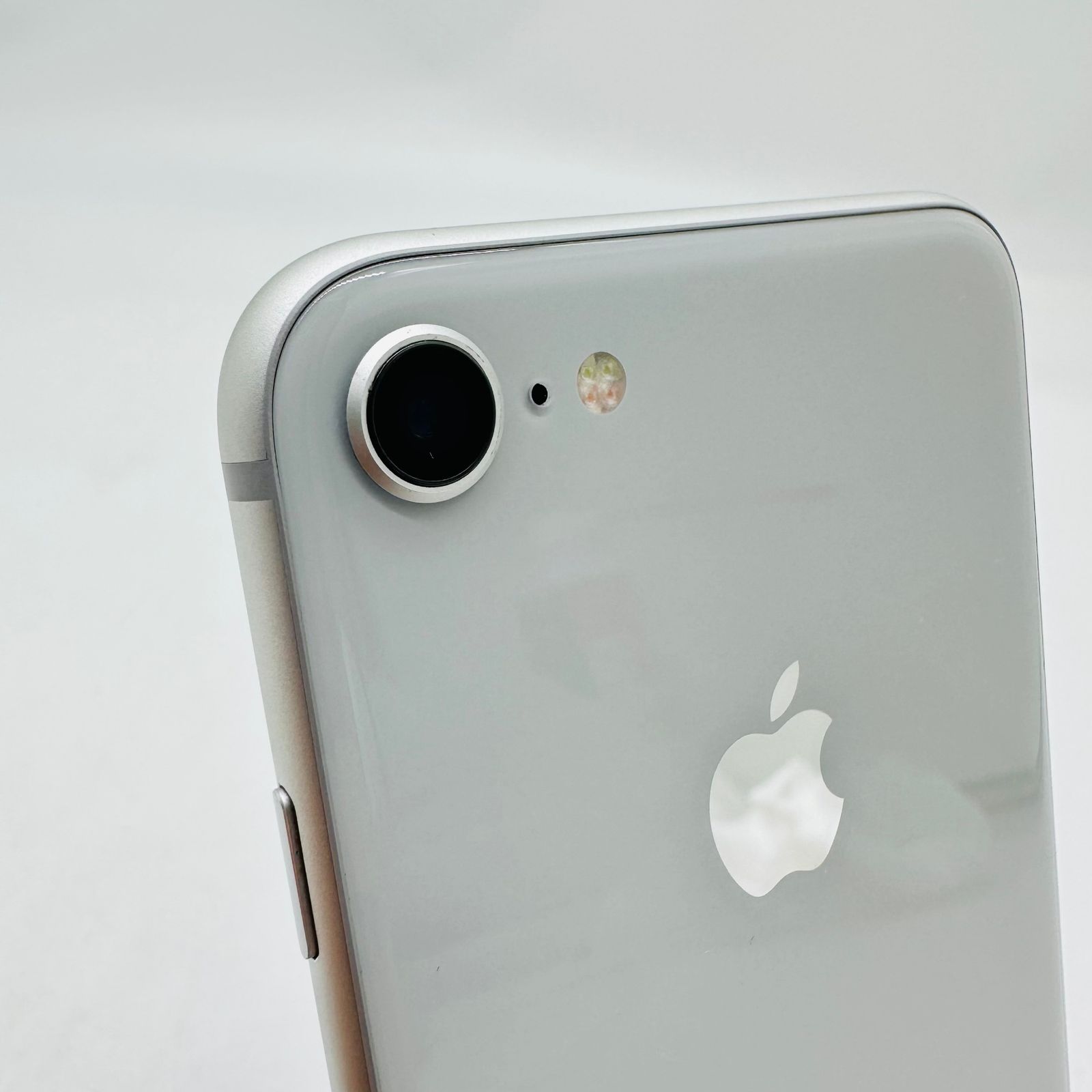docomo iPhone8 64GB ジャンク品 シルバー - メルカリ
