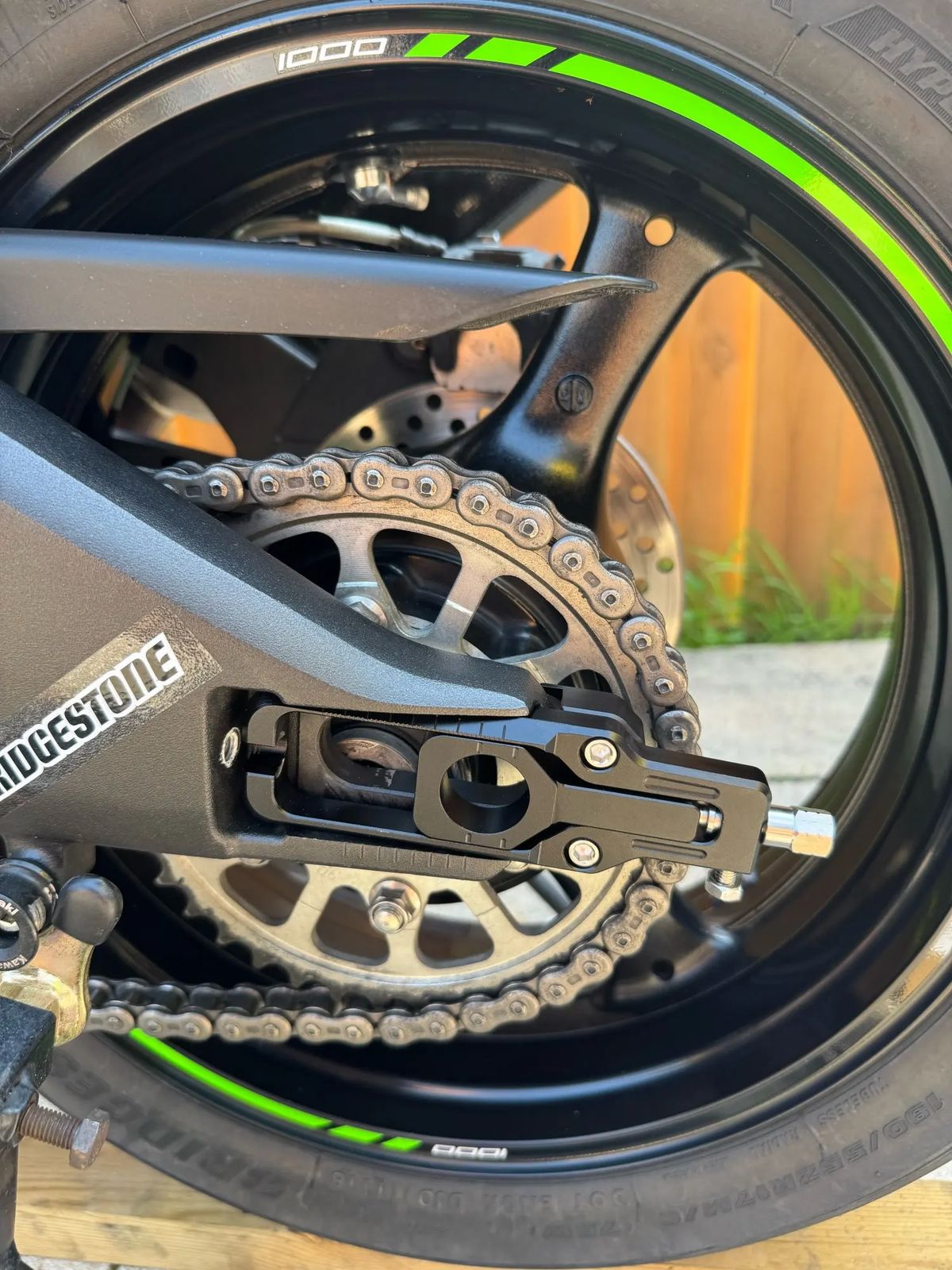 カワサキ ZX-6R/ZX-636 用 CNC リアアクスルチェーンアジャスター