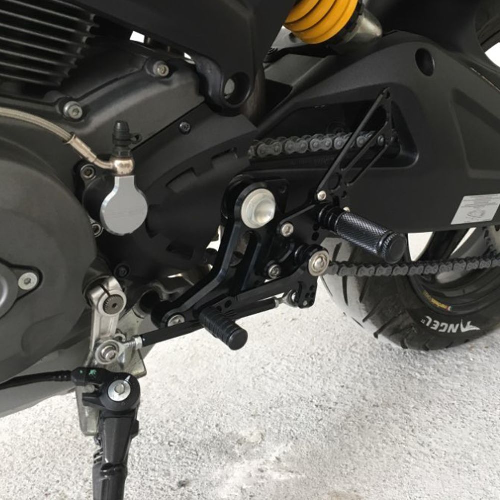 Ducati Monster S2R/S4R/S4RS 2003-2008 用 アルミ製リアフットレストセット