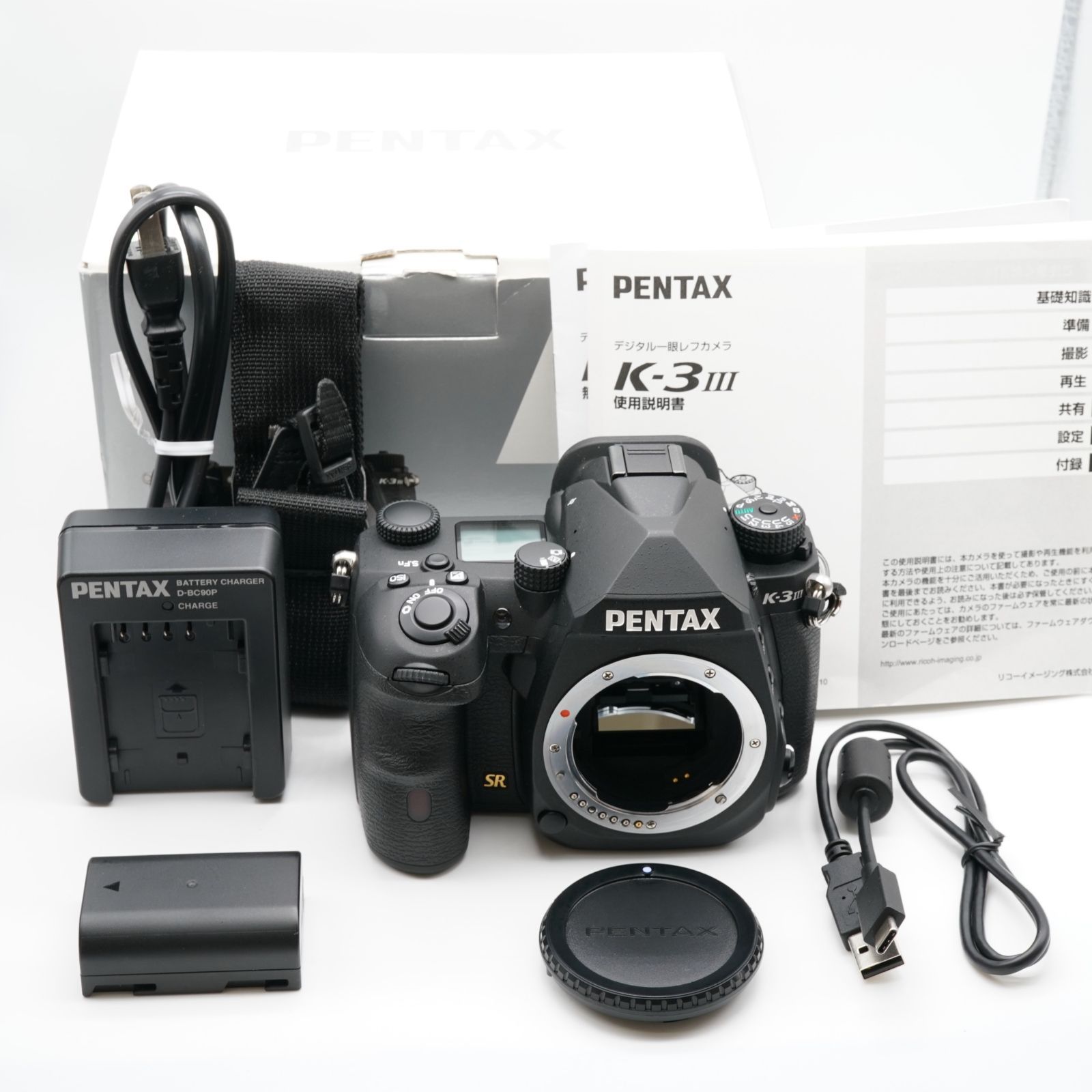 ほぼ新品 PENTAX ペンタックス PENTAX K-3 Mark III ボディキット ブラック シャッター回数6179回、あると嬉しい元箱・取説・純正ストラップ・別売チャージャー付！ 114,400円
