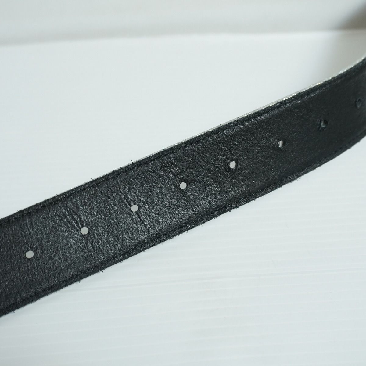美品 BLACK EYE PATCH ブラックアイパッチ GLITTERED LETTERS BELT