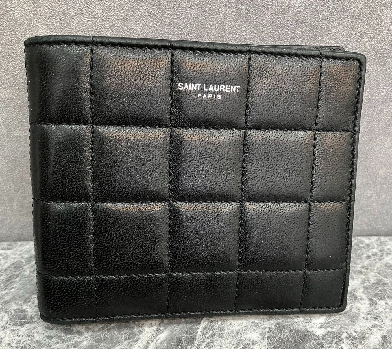 【美品】SAINT LAURENT PARIS サンローランパリ キルティング レザー 二つ折り財布 札入れ ブラック カーフ