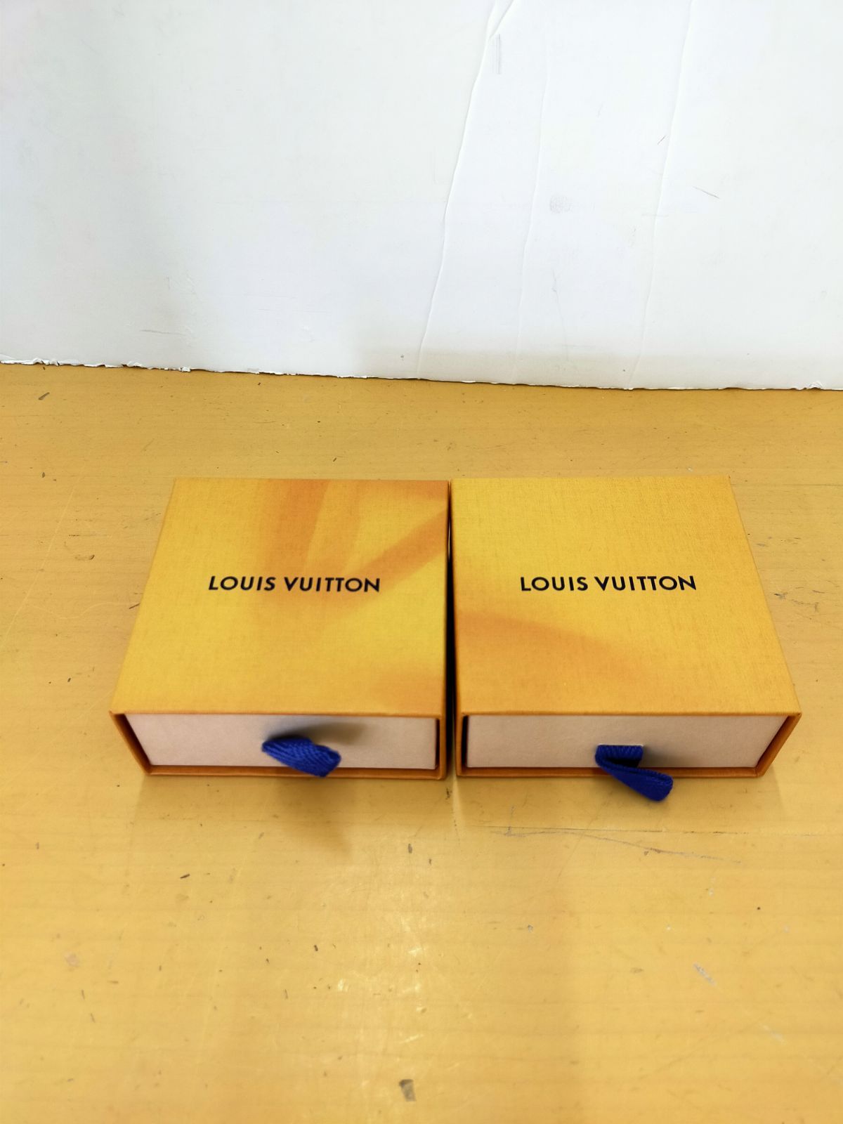 H33 LOUIS VUITTON ルイヴィトン 空箱 ショッパー 付属品セット - メルカリ